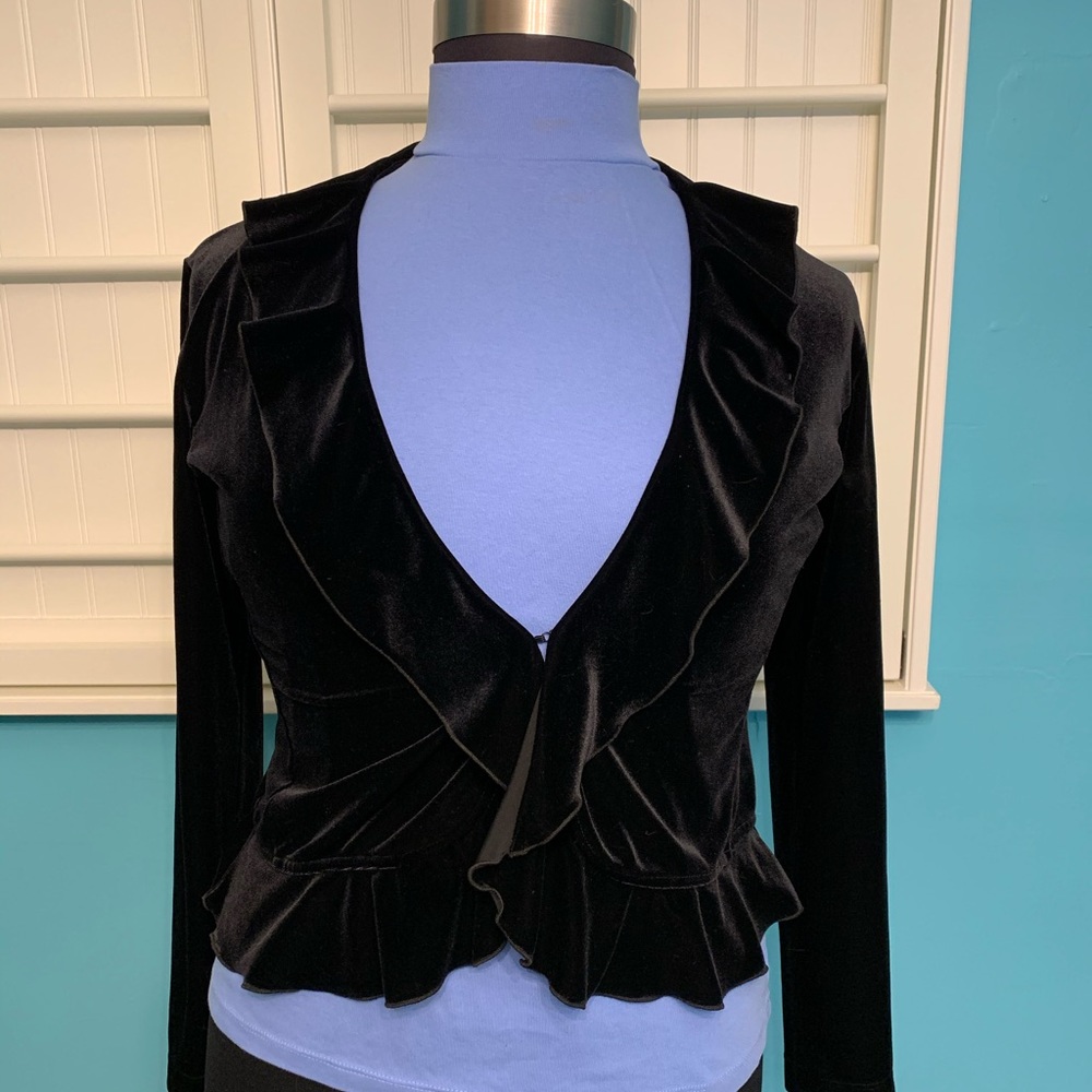 Chico’s Black Velvet Short Jacket Size 1 EUC